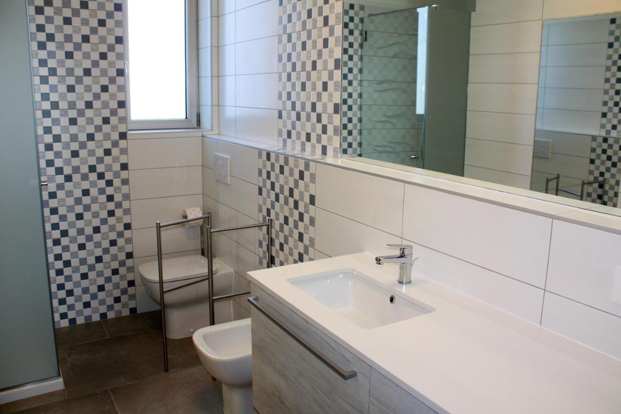 Nashira Apartments Lignano Sabbiadoro Zewnętrze zdjęcie
