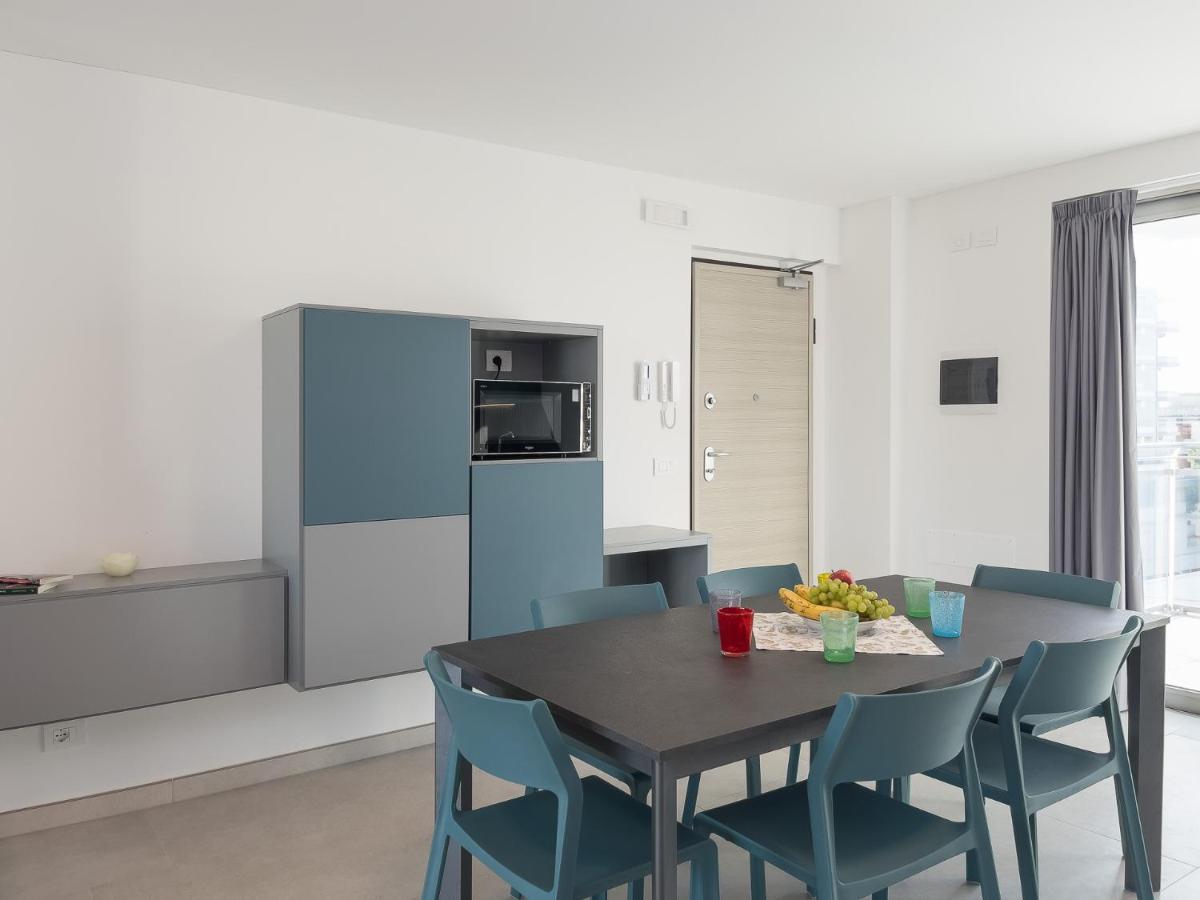 Nashira Apartments Lignano Sabbiadoro Zewnętrze zdjęcie